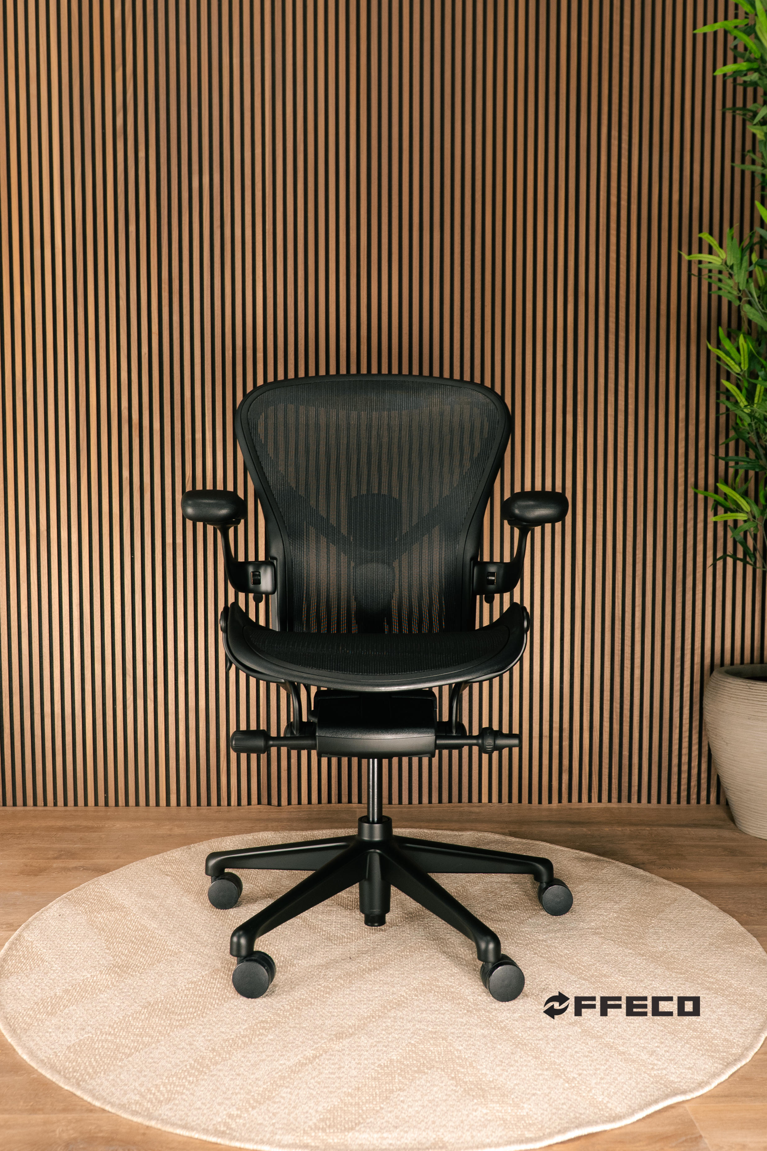 Herman Miller Aeron Remastered Onyx Offerta primaverile